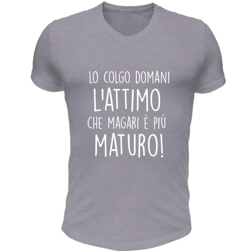 T-Shirt Unisex Scollo V L'attimo - Scritte Divertenti