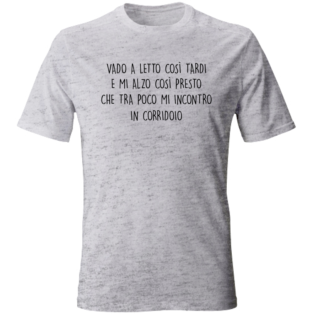 T-Shirt Unisex Corridoio - Scritte Divertenti - Chiara