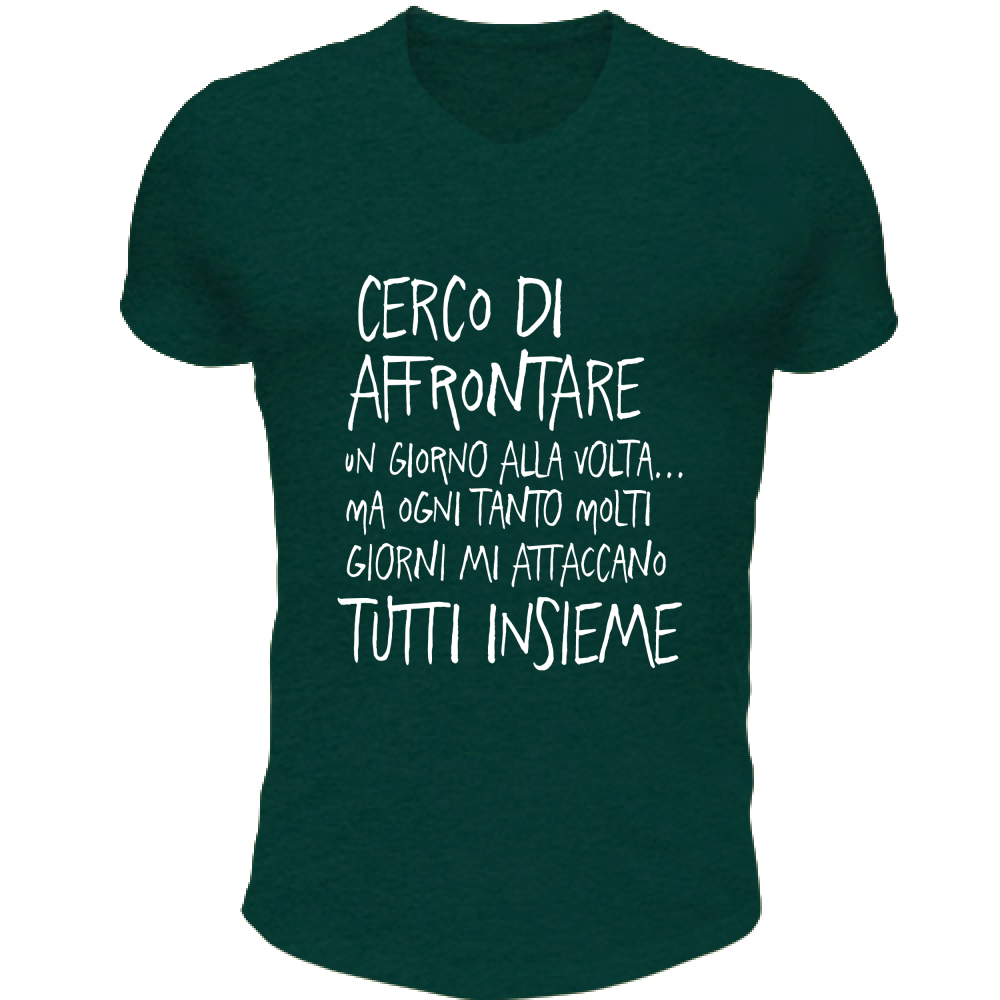 T-Shirt Unisex Scollo V Un giorno alla volta - Scritte Divertenti