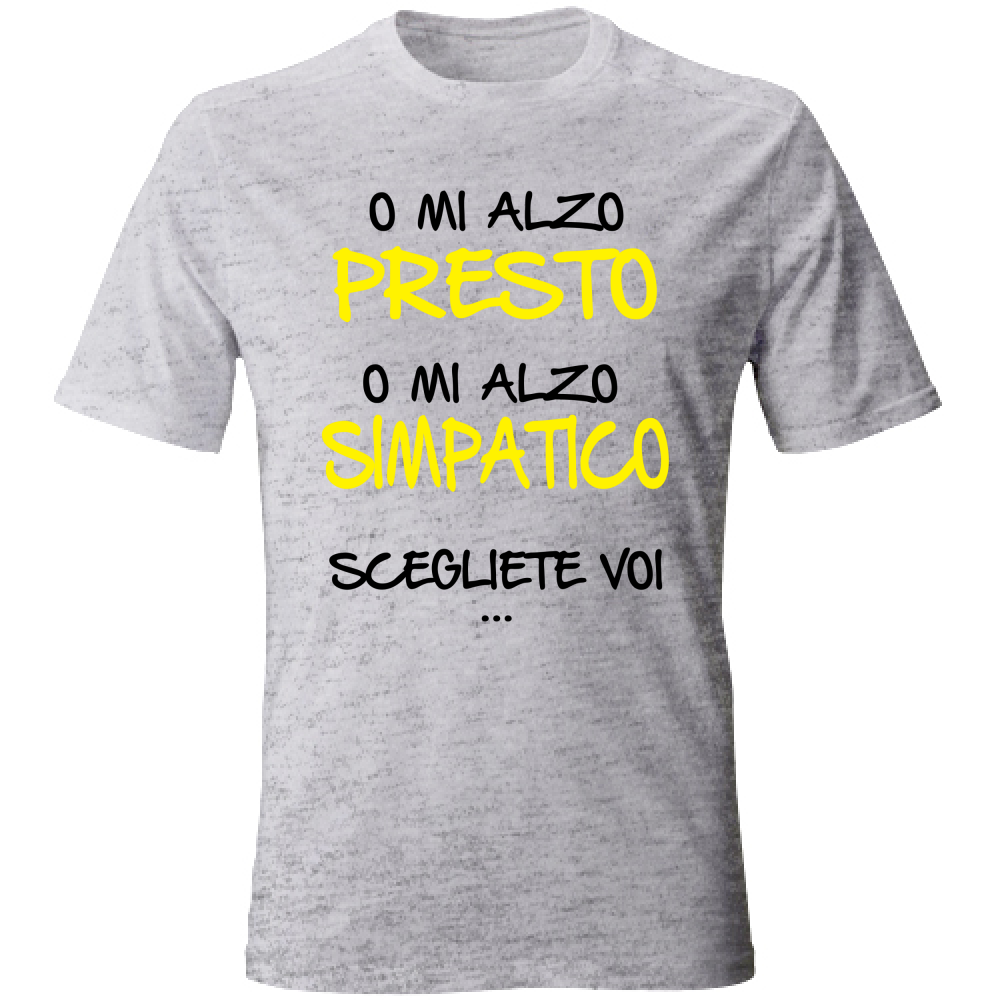 T-Shirt Unisex Presto o simpatico - Scritte Divertenti - Chiara